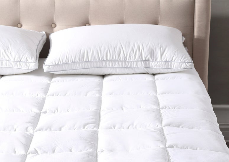 cloud waterproof mattress protector