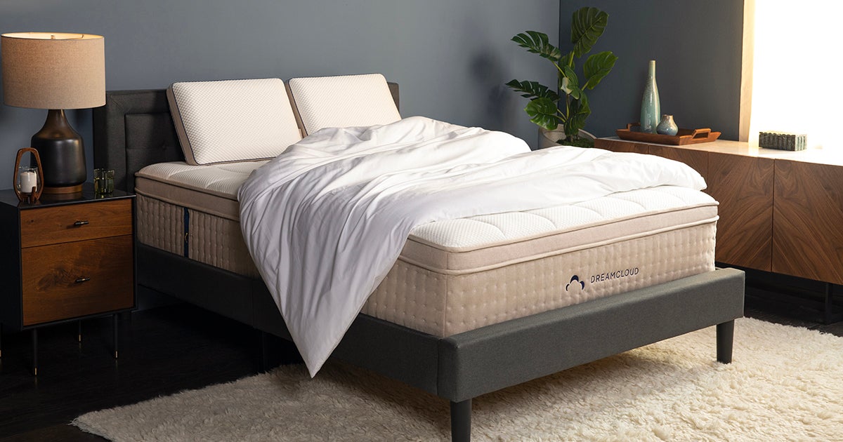 DreamCloud The Comfortable Luxury Mattress