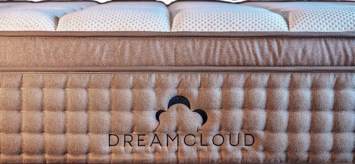 DreamCloud Plush Life
